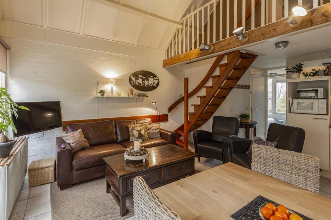 Rustig Gelegen Woning In Het Groen Nr 140 Simpelveld Esterno foto